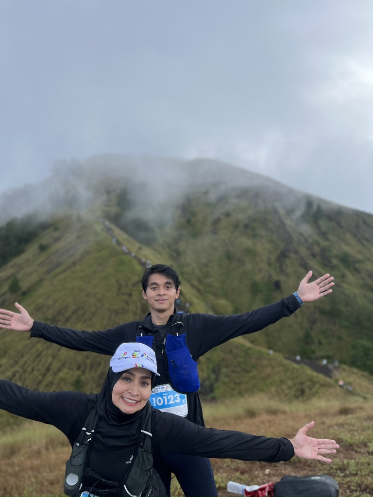 Mountain arms spread